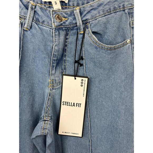 Almost Famous Stella Fit Jeans - Picture 3 of 11